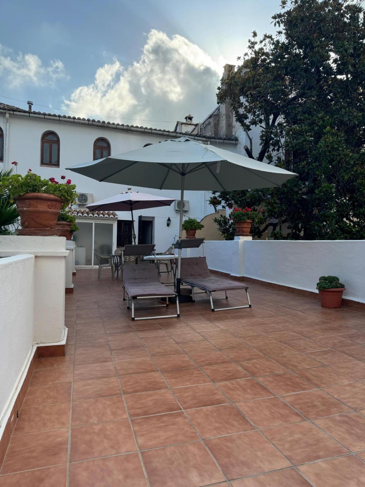 Garden Suites Xativa Casa Rural Exterior photo